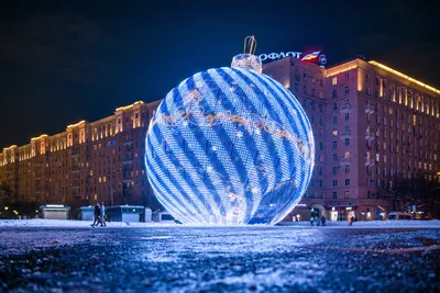 Мастер-класс по росписи новогодних ёлочных шаров