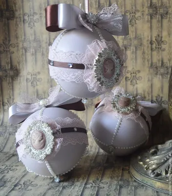 Набор новогодних шаров 'Камея' | Рождественские украшения ручной работы,  Рождественские украшения из ткани, Рождественские поделки своими руками