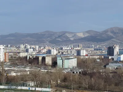 Город Новороссийск. Фотография Новороссийска. Краснодарский край. История  Новороссийска. Численность населения. Число жителей. Где находится. Что  интересного в Новороссийске. Цемесская бухта. Панорама Новороссийского  порта с палубы крейсера «Михаил ...