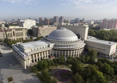 Новосибирский государственный театр оперы и балета. Самое большое  театральное здание России