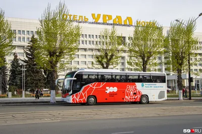 В центре Перми установили дверь на выставку «Россия» на ВДНХ - Новости Перми  и Пермского края, ИА \"Текст\"