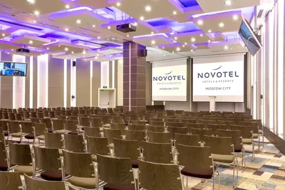 Новогодняя ночь — NOVOTEL Moscow City — MODATOPICAL