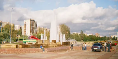 PERM, RUSSIA - JUN 25, 2014: Popova street and shopping center u – Stock  Editorial Photo © singulyarra1 #60123787