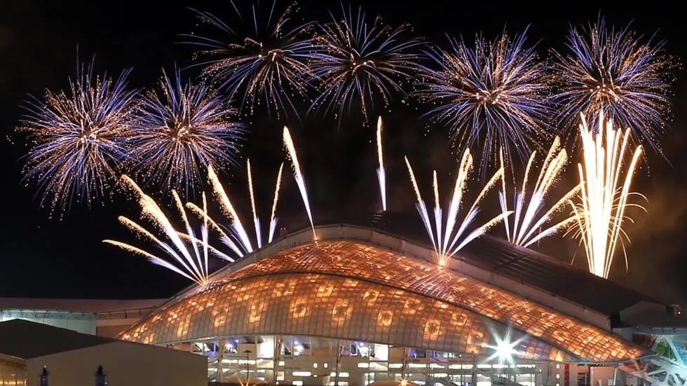 Статуэтка Sochi.ru 2014 ST550 арт ST588 - купить по низким ценам в интернет-магазине OZON (680550910) Статуэтка Sochi.ru 2014 ST550 арт ST588 - купить по низким ценам в интернет-магазине OZON (680550910)