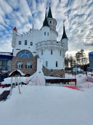 В уфимском «Олимпик-парке» тяжелая техника приступила к сносу гостиницы  «Лидо»