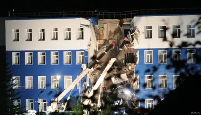 Омск 242 учебный центр ВДВ - частично обрушилась казарма с военнослужащими  срочниками, есть погибшие!!! | Пикабу