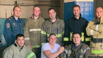 Десантник из Волгограда разбился в Омске, выполняя первый прыжок с  парашютом - 28 декабря 2020 - v1.ru