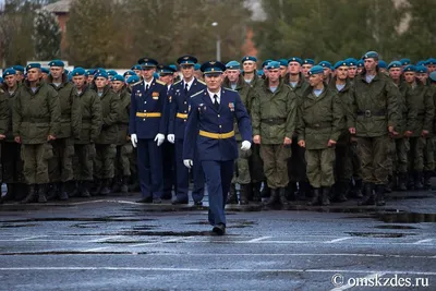 242-й учебный центр ВДВ встретил своё 55-летие - Общество