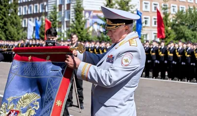 Подававший сигнал бедствия самолет Сочи-Омск сел в поле под Новосибирском -  Российская газета