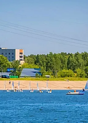 На Новосибирском водохранилище затонула яхта, на которой отдыхали  десантники - KP.RU