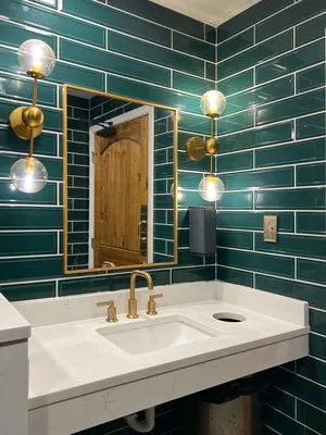 освещение ванной в квартире хрущевке | Relaxing bathroom, Blue bathroom  tile, White bathroom tiles
