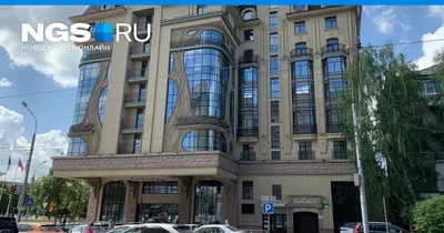 НОВОСИБИРСК, РОССИЯ - 8-ое июля 2017 Гостиница строя Marriott, Ag  Редакционное Стоковое Фото - изображение насчитывающей флаги, город:  127079993