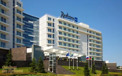 Отель Radisson Lazurnaya 4*, Сочи, цены от 6900 руб. с видом на Черное море  | Свободные номера на 101Hotels.com