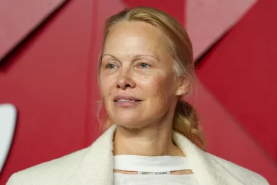 Pamela Anderson Says Embracing a Makeup-Free Lifestyle Has Been a 'Journey'