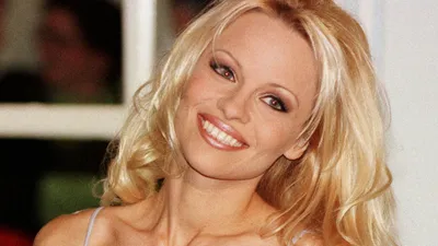 Young Photos of Pamela Anderson — Pamela Anderson Young 90s Playboy