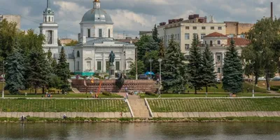 Памятник Афанасию Никитину на набережной в Твери - Изображение Памятник  Афанасию Никитину, Тверь - Tripadvisor