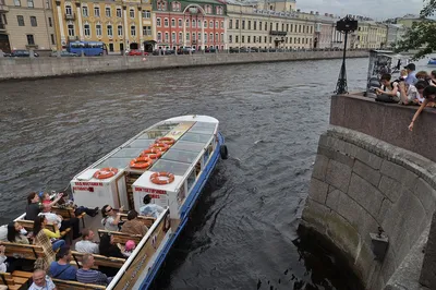 Памятники/скульптуры в Петербурге: Остап Бендер, Чижик-Пыжик, Екатерина II,  Кот Елисей, Кошка Василиса, Пётр I | Пикабу