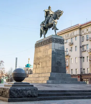 Почему в центре Москвы стоит памятник Долгорукому, а не Калите | Без  шелухи. Marina Kon | Дзен