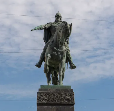 Памятник Юрию Долгорукому — Узнай Москву