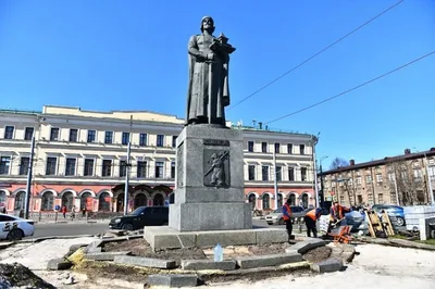 Памятник Ярославу Мудрому в Ярославле: история возникновения и описание  достопримечательности