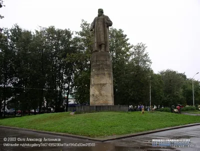 Памятник Ивану Сусанину в Костроме :: Сергей Б. – Социальная сеть ФотоКто