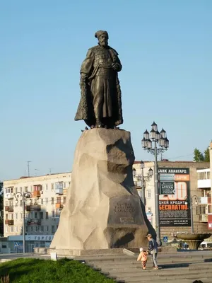 Памятник Ерофею Хабарову в Хабаровске - Достопримечательность