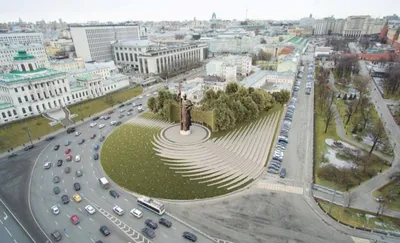 В День Крещения Руси в Москве прошел крестный ход и молебен у памятника  князю Владимиру - Новости