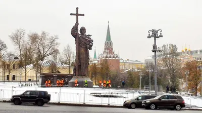 Открытие памятника св. Владимира в Москве на Боровицком холме | Московские  древности