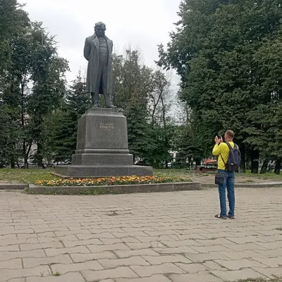 Памятник Крылову: львы, медведи и мартышки в Летнем саду Санкт-Петербурга |  Достопримечательности города: памятники и скульптуры | Дзен