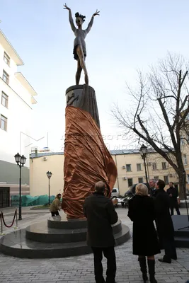 Памятник Майе Плисецкой официально открыли в Москве – Москва 24, 20.11.2016