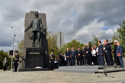 В Москве обновили надпись на памятнике Мусе Джалилю