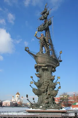 Файл:Monument to Peter the Great in Moscow.jpg — Википедия