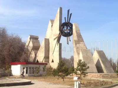 Жанровые скульптуры во Владивостоке, жанровые скульптуры рядом со мной на  карте — Яндекс Карты