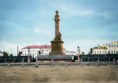 Памятник Ивану Сусанину в Костроме - это стоит увидеть путешественнику