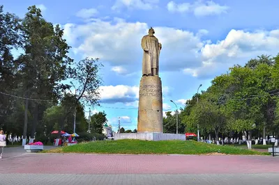 Памятник Юрию Долгорукому в Костроме - фото, отзывы 2024, рейтинг, телефон  и адрес