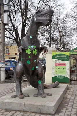 Памятник Тёще украсили бумажным клевером - Новости Тулы и области - MySlo.ru