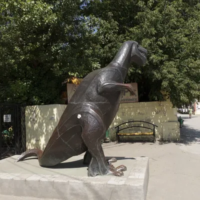 Памятник теще в Туле - адрес, фото и описание памятника динозавру