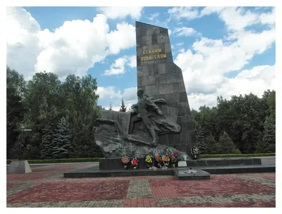 Брянская улица : В пятницу в Брянске откроют памятник воинам-водителям