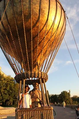 Памятник жюль верну в нижнем новгороде фото фото