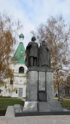 Жюль Верн, памятник, мемориал, Нижний Новгород, улица Заломова — Яндекс  Карты