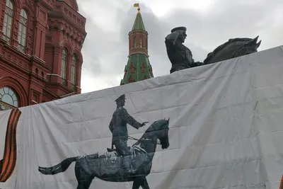 Файл:Бюст Жукова у ДК Северный (Москва).jpg — Википедия