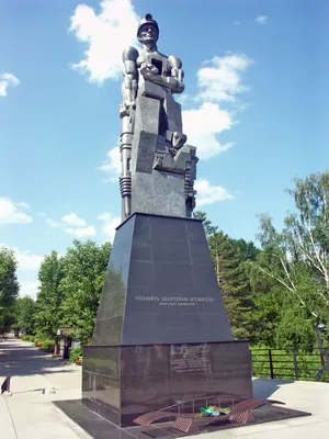 Памятники Кемерово фото фотографии
