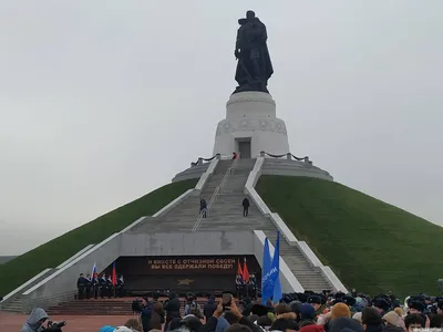 В Кемерове открыли памятник Воину-Освободителю | ИА Красная Весна