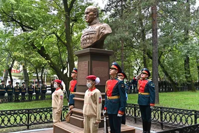 Памятник Молодым защитникам Хабаровска, памятник, мемориал, ул. Тургенева,  96, корп. 1, Хабаровск — Яндекс Карты