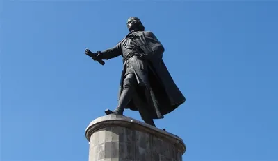 Файл:Памятник Виктору Сорокину Липецк.jpg — Википедия