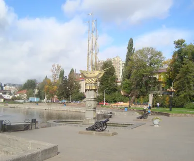 Стела Петру I — первый монументальный памятник в Липецке