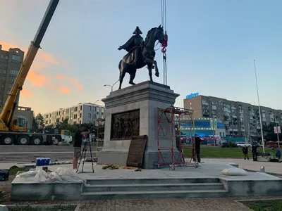 Отзыв о Необычные скульптуры и памятники Омска (Россия, Омская область) |  От серьезного до курьезного один шаг