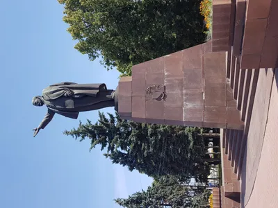 Памятник В. И. Ленину (Рязань) — Википедия