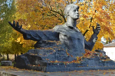 Памятник К.Э.Циолковскому, Рязань: лучшие советы перед посещением -  Tripadvisor