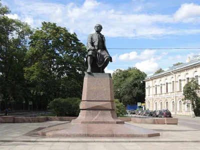 Храмы-памятники Санкт-Петербурга : Во славу и память российского воинства .  2-е изд., стер.